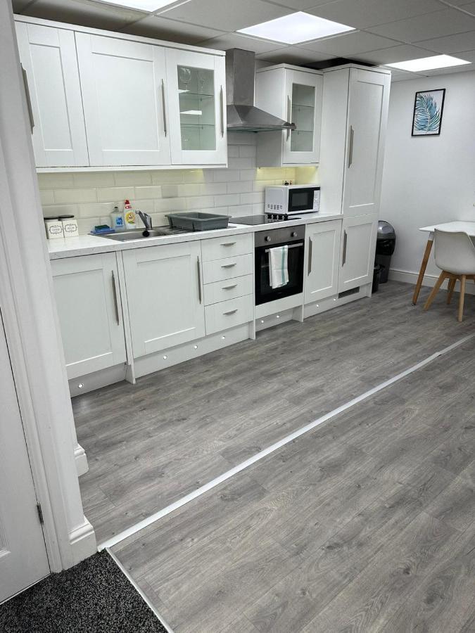 Huge Studio Close To City Centre With Free Secure Parking Leeds (West Yorkshire) Exterior foto